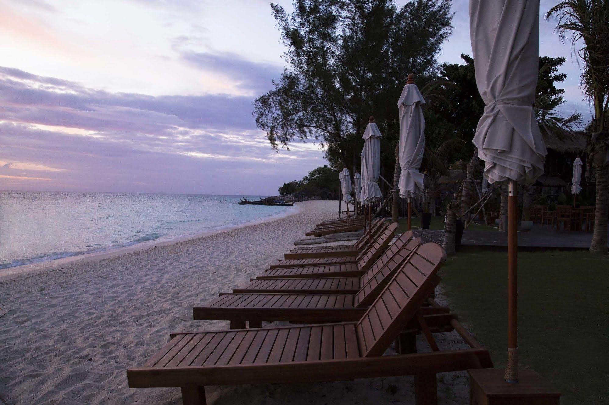 Mali Resort Sunrise Beach Koh Lipe Exterior foto